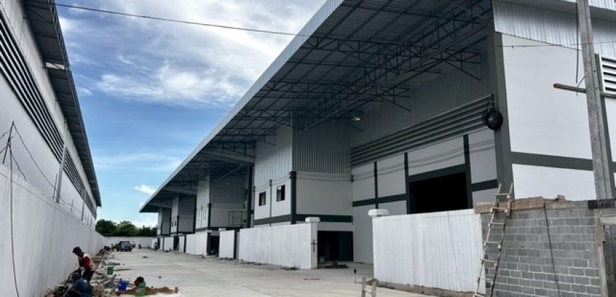 ให้เช่าโกดังพร้อมออฟฟิศสร้างใหม่ ไฟฟ้า 250 KVA มี 3 ขนาดให้เลือก ตำบล สวนหลวง อำเภอกระทุ่มแบน
