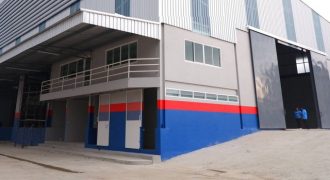 ให้เช่าโกดังขนาด 1500-1600 ตารางเมตร ถนน บางนา – ตราด ( ซอย วัดศรีวารีน้อย )