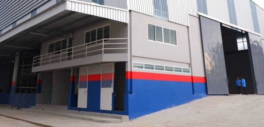 ให้เช่าโกดังขนาด 1500-1600 ตารางเมตร ถนน บางนา – ตราด ( ซอย วัดศรีวารีน้อย )