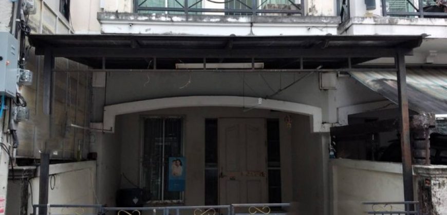 ขายทาวน์โฮม บ้านกลางเมือง THE PARIS พระราม 9 บางกะปิ