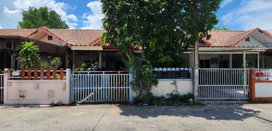 ขายทาวน์เฮ้าส์ หมู่บ้านบ้านแพรวดาว ซอยเขาไผ่ ซอย 8 ถนนวัดโขดหิน-เขาไผ่ ระยอง