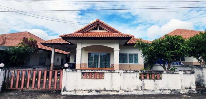 ขายบ้านเดี่ยว หมู่บ้านแผ่นดินทอง ลิฟวิ่งโฮม ถนนสายปลวกแดง-ห้วยปราบ ระยอง
