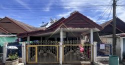 ที่ดินพร้อมสิ่งปลูกสร้าง 2 ชั้น หมู่บ้าน รัตนโกสินทร์ 200 ปี ธัญบุรี
