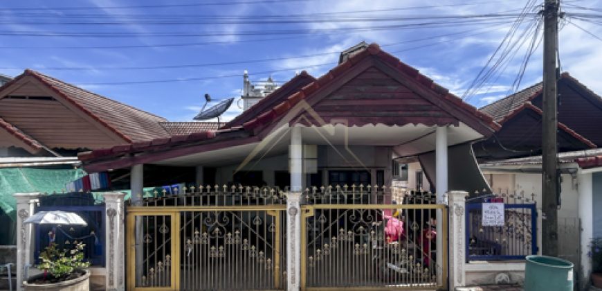 ที่ดินพร้อมสิ่งปลูกสร้าง 2 ชั้น หมู่บ้าน รัตนโกสินทร์ 200 ปี ธัญบุรี