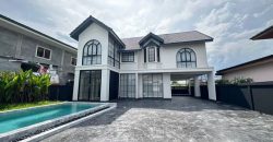 Pool villa #ขายพร้อมผู้เช่า 11 ล้าน #โซนป่าตัน บ้านพูลวิลล่า 2 ชั้น #วิวดอยสุเทพ ตกแต่งสวย #เฟอร์นิเจอร์ครบ ทำเลดี เดินทางสะดวก (สัญญา 3 ปี)