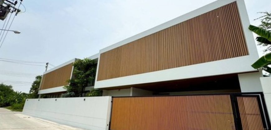 ขาย บ้านเดี่ยว B-YAN Pool & Residence Kaset–Nawamin Private Luxury Living บนที่สุดของทำเลศักยภาพ ประเสริฐมนูกิจ 25 – เกษตรนวมินทร์