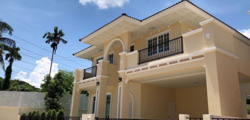 ดีญ่าวาเล่ย์ #สารภี ให้เช่า 35,000 บาท/เดือน บ้านเดี่ยวหลังใหญ่ 2 ชั้น เฟอร์นิเจอร์ครบ #ไม่อนุญาตสัตว์เลี้ยง พร้อมเข้าอยู่