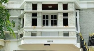 ให้เช่า ทาวน์โฮม หมู่บ้านชิชา คาสเซิล ซอยสุขุมวิท 31 ใกล้btsพร้อมพงษ์
