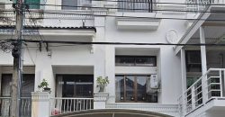 BH4137 ให้เช่าทาวน์โฮม บ้านกลางเมือง รัชดา-เหม่งจ๋าย 2 บ้านตกแต่งใหม่ เฟอร์ครบ เลี้ยงสัตว์ได้ ใกล้โรงเรียนนานาชาติ