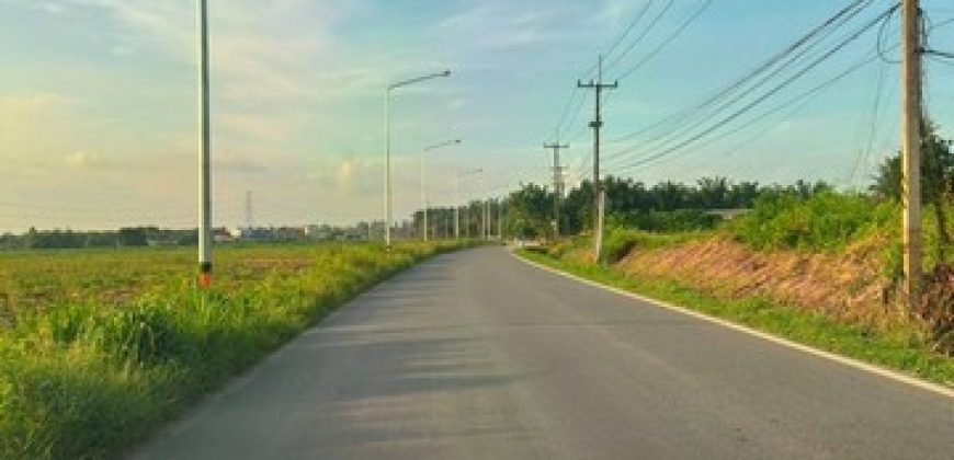 ขายที่ดินพนัสนิคมชลบุรี ที่ดินหนองขยาดพนัสชลบุรี พื้นที่สีเหลือง หนองขยาด พนัสนิคม ชลบุรี บนเนื้อที่ 9 -2-93 ไร่