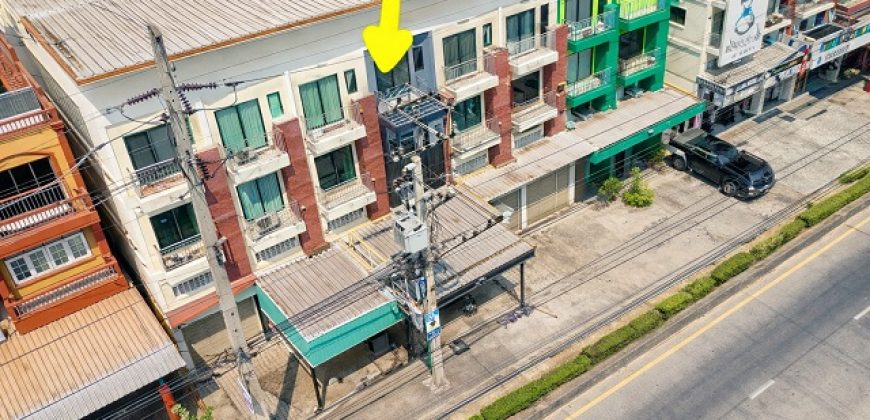 ตัดกับชัยพฤกษ์ อาคาร4ชั้น 2-3นอน บางกรวย-ไทรน้อย MRT คลองบางไผ่ 4.33กม. 3 น้ำ วงแหวน กาญจนาภิเษก ใกล้ตลาดมนรดา 16 ตร.วา. 200 ตร.ม.