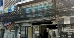 รหัส T26-223 SALE อาคารพาณิชย์ฯ – 1BR 22 SQ.WA 45000000 THB ใกล้ ใกล้สถานีรถไฟฟ้าช่องนนทรี สีลม บรรยากาศร่มรื่น