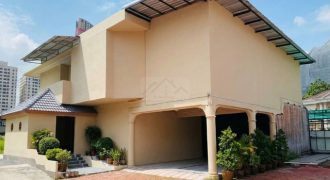 บ้าน – 3 BEDROOM 3 BR ขนาดพื้นที่ 70 SQ.WA 3 NGAN 0 ไร่ 120000 THAI BAHT ใกล้ ใกล้ทางด่วน BTS อารีย์ ห้าง Villa market พร้อมเข้าอยู่
