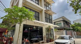 T26-517 ขาย อาคารพาณิชย์ – กรุงเทพ บางกะปิ ชั้นทั้งหมด 4 ชั้น 50 ตารางวา ห้องนอน 1 ห้อง ห้องน้ำ 4 ห้อง