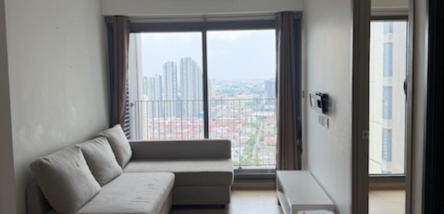 Whizdom Connect spacious comfortable 24th floor BTS Punnawithi