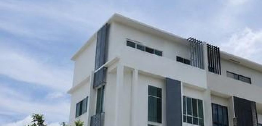 ให้เช่าทาวน์โฮม 4 ชั้น 34 ตร.ว. The Park เดอะพาร์ค ซอยลาดพร้าว-วังหิน 78