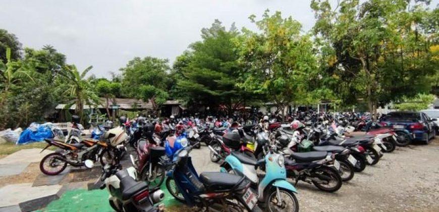 LS 974 ให้เช่าที่ดิน ขนาด 307 ตรว. ซอยบางนา ตราด28 เข้าออก ซอยลาซาล 51 ได้ ตรงข้ามโรงงานแพรนด้าจิวเวอรี่