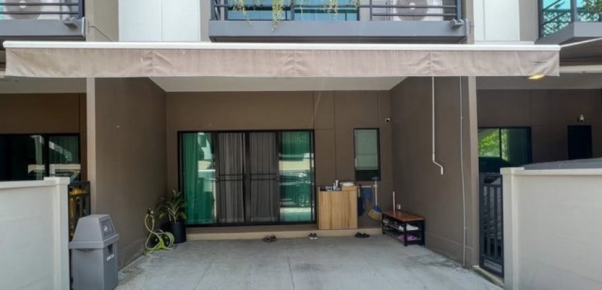 ให้เช่าทาวโฮม บ้านกลางเมืองพหลฯ- รามอินทราใกล้ Central ลาดพร้าว, Major รัชโยธิน, Central EastVilleติดถนนเทพรักษ์ใกล้รถไฟฟ้า BTS สายหยุด