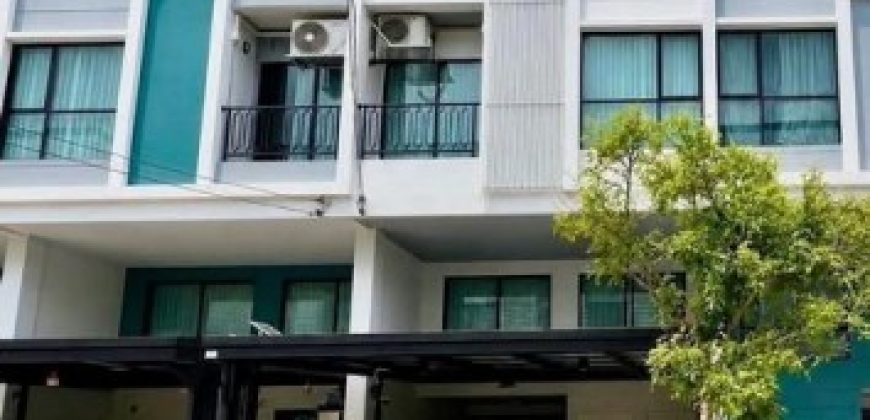 ขายทาวน์โฮม3.5ชั้น 20 ตร.ว.โครงการเมซอง168 ลาดพร้าว101 ใกล้ Central Eastville บ้านใหม่มาก