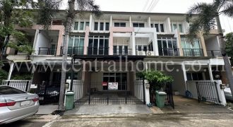 ขายด่วน ทาวน์โฮม วิสต้า ปาร์ค รัชดา – รามอินทรา รีโนเวทใหม่ทั้งหลัง