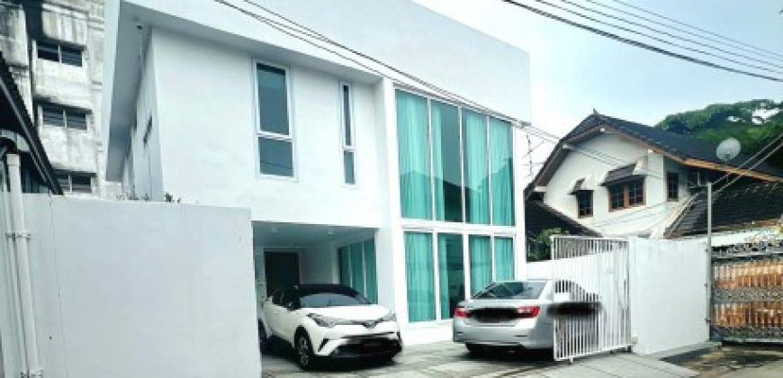 ขาย บ้านเดี่ยว 2 ชั้น ซอย รัชดา 32 บ้านรีโนเวทใหม่ Minimal style ตกแต่งพร้อมเข้าอยู่ ใกล้MRTลาดพร้าว