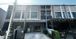 ขายด่วน ทาวน์โฮม บ้านสไตล์ Luxury เวิร์ฟ ติวานนท์ – รังสิต ต้นโครงการ ราคาถูก