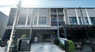 ขายด่วน ทาวน์โฮม บ้านสไตล์ Luxury เวิร์ฟ ติวานนท์ – รังสิต ต้นโครงการ ราคาถูก
