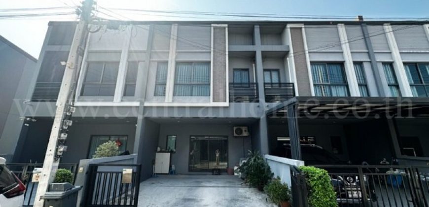 ขายด่วน ทาวน์โฮม บ้านสไตล์ Luxury เวิร์ฟ ติวานนท์ – รังสิต ต้นโครงการ ราคาถูก
