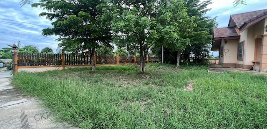 ขาย ที่ดินพร้อมสิ่งปลูกสร้าง อ.เมือง นครปฐม เดินทางสะดวก ทางด่วนM81 เหมาะทำคาเฟ่ บ้านพักตากอากาศ | 93390