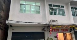 BH4253 ให้เช่าทาวน์เฮ้าส์ 4 ชั้น พร้อมดาดฟ้า รีโนเวทใหม่ สาทร 11 ใกล้ BTS เซนต์หลุยส์ เหมาะสำหรับอยู่อาศัย Home Office และ Studio