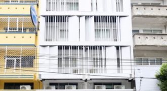 BH4214 ให้เช่าอาคารพาณิชย์ 5.5 ชั้น 2 คูหา รัตนาธิเบศร์ ใกล้ MRT ไทรม้า เพียง 250 เมตร พื้นที่ 884 ตร.ม.