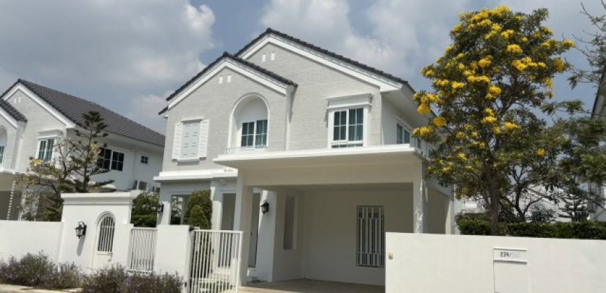 BH4213 ให้เช่าบ้านเดี่ยว CHAIYAPRUEK บางนา กม.15 บ้านใหม่พร้อมอยู่ ใกล้ Mega Bangna สนามบินสุวรรณภูมิ และโรงเรียนนานาชาติ