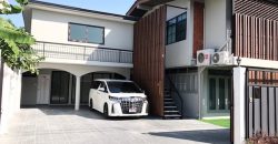 BH4192 ให้เช่าบ้านเดี่ยว 2 ชั้น ลาดพร้าว 35 บ้านหรูรีโนเวทใหม่ 6 ห้องนอน จอดรถ 8 คัน ใกล้ MRT ลาดพร้าว เหมาะสำหรับอยู่อาศัย