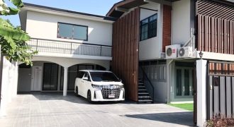 BH4192 ให้เช่าบ้านเดี่ยว 2 ชั้น ลาดพร้าว 35 บ้านหรูรีโนเวทใหม่ 6 ห้องนอน จอดรถ 8 คัน ใกล้ MRT ลาดพร้าว เหมาะสำหรับอยู่อาศัย
