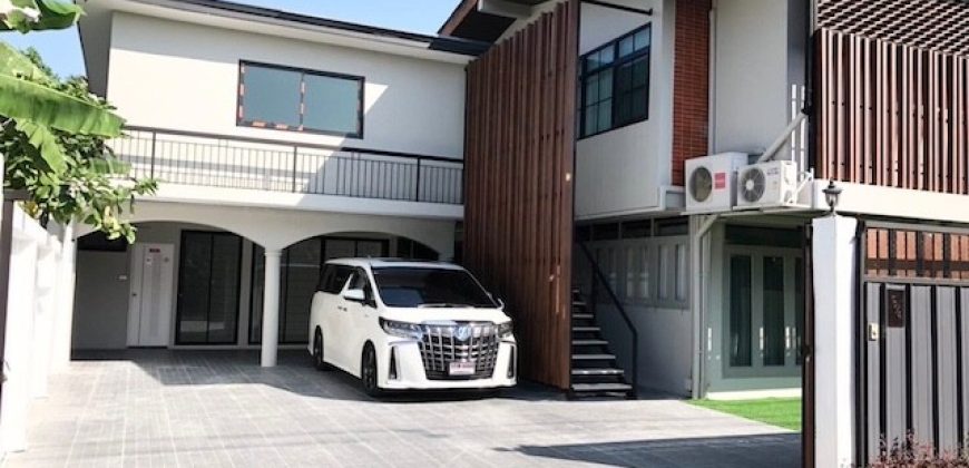BH4192 ให้เช่าบ้านเดี่ยว 2 ชั้น ลาดพร้าว 35 บ้านหรูรีโนเวทใหม่ 6 ห้องนอน จอดรถ 8 คัน ใกล้ MRT ลาดพร้าว เหมาะสำหรับอยู่อาศัย