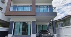 BH4131 ขายและให้เช่าบ้านเดี่ยว 3 ชั้น สุขุมวิท 65 เอกมัย บ้านใหม่หรู พร้อมเฟอร์นิเจอร์ ใกล้ BTS เอกมัย