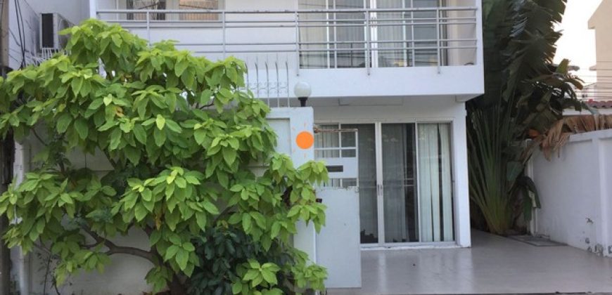 ให้เช่าบ้านเดี่่ยว 2ชั้น รีโนเวทใหม่ 36 ตรว.อยู่ถนนสุขุมวิท101/1 ซอย วชิรธรรมสิธิต35