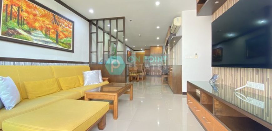 Circle Condominium 3 Bedrooms 3 Bathrooms for Rent (A329)