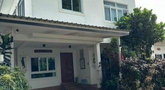 ขายบ้านเดี่ยว2ชั้น35ตร.ว หมู่บ้านรัตนวรรณ2ย่านลำลูกกาคลอง4ถนนไสวประชาราษฎร์ใกล้ตลาดลาดสวาย