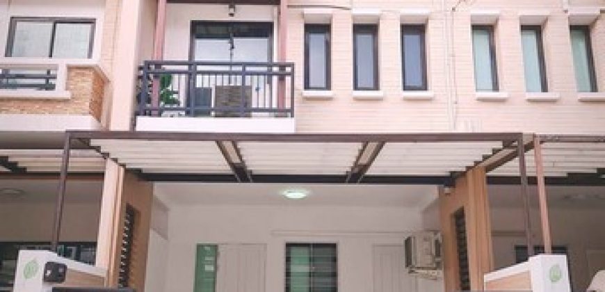 ให้เช่าทาวโฮม 3ชั้น ใกล้สถานีรถไฟฟ้า แอร์พอร์ตลิงค์ หัวหมากเพียง 1.5 กิโลเมตร หมู่บ้านโทม์โฮม พระราม 9 ย่านหัวหมาก บางกะปิ