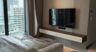 ให้เช่า คอนโด Q1 Sukhumvit ขนาด 92 ตรม. 2 นอน ทิศเหนือ วิวโล่ง ห้องใหม่ ติด BTS นานา 0 เมตร