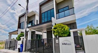 รหัสC7225 ให้เช่า ขายบ้าน 2ชั้น เป็นบ้านนอกโครงการ ใกล้เมกาบางนา บางพลี สมุทรปราการ