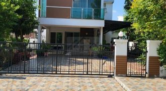 ให้เช่าบ้านเดี่ยว 2 ชั้น 56 ตรว. 3 ห้องนอน โครงการ โฮมเพลส เดอะ พาร์ค วงแหวน – พระราม 9 ใกล้สนามบิน ใกล้ Airport Link บ้านทับช้าง
