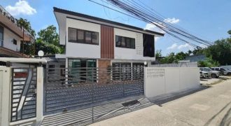 ให้เช่าบ้านเดี่ยว 2 ชั้น 92 ตรว. ย่านโชคชัย 4 ซอย 83 ลาดพร้าววังหิน เสนานิคม ใกล้เลียบด่วน รีโนเวทใหม่ เหมาะอยู่อาศัยและทำโฮมออฟฟิศ