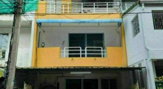 ให้เช่าทาวน์โฮม 4 ชั้น 220 ตรม. ลาดพร้าว 64 (เกตุนุติ 12) บ้านสวยเพิ่งรีโนเวทใหม่ เหมาะอยู่อาศัยหรือทำโฮมออฟฟิศ