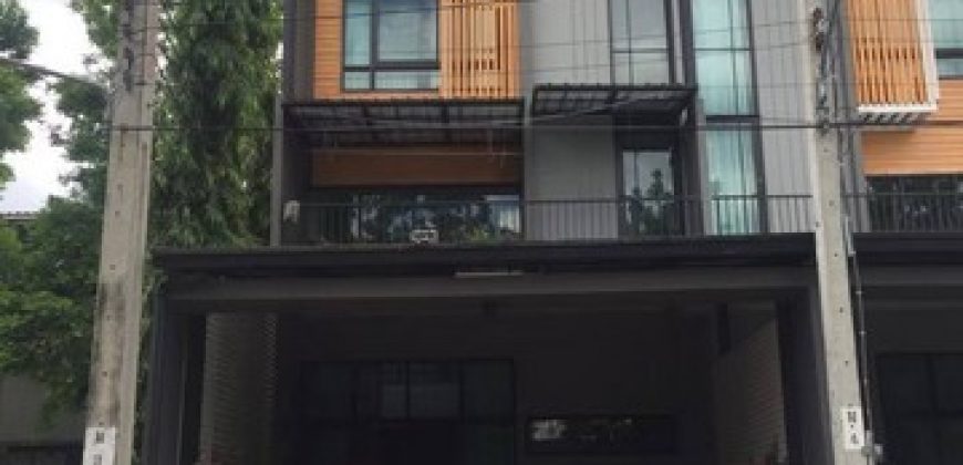 ให้เช่าทาวน์โฮม 3 ชั้น 3 ห้องนอน 3 ห้องน้ำ หมู่บ้านEco-Space เกษตร-นวมินทร์ ใกล้โรงเรียนเลิศล้า โรงเรียนนวมินทราชูทิศ