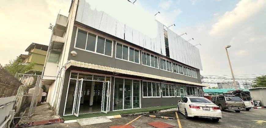 BH4305 ให้เช่าอาคารสำนักงาน 2 ชั้น ติด BTS แบริ่ง 0 เมตร พื้นที่ใช้สอย 350 ตร.ม. บางนา สุขุมวิท ทำเลศักยภาพ เหมาะทำออฟฟิศ