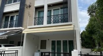 BH4321 ให้เช่าทาวน์โฮม 3 ชั้น บ้านกลางเมืองพระราม 9 มอเตอร์เวย์ หลังมุม ใกล้ทางด่วน