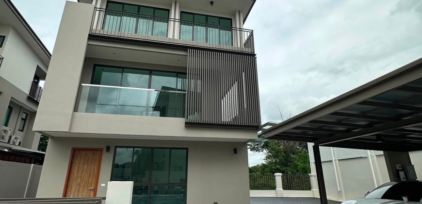 BS1077 ขายบ้านใหม่ไม่เคยเข้าอยู่ บ้านเดี่ยวหรู 3 ชั้น AQ Arbor สวนหลวง ร.9